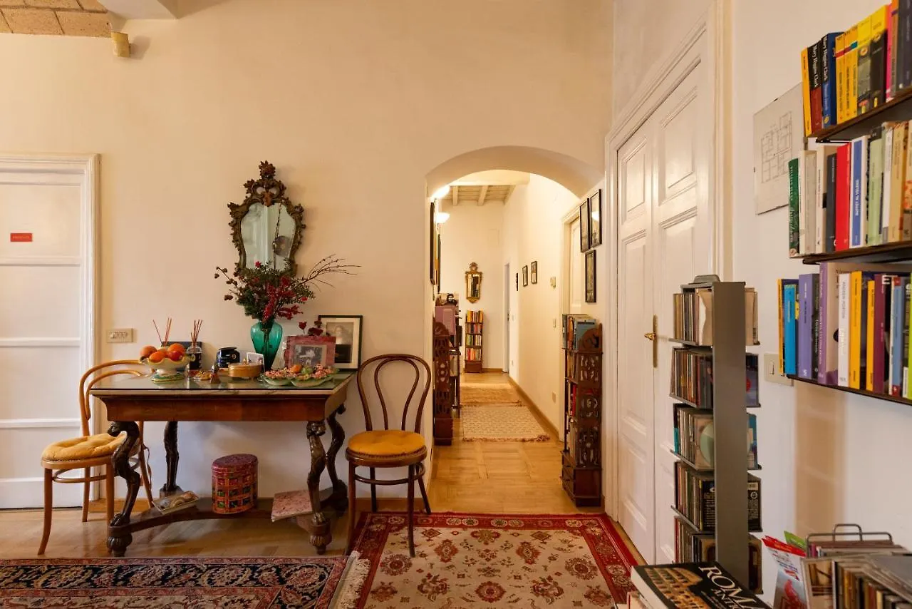 B&B La Scalinatella 2*, Rome Italy